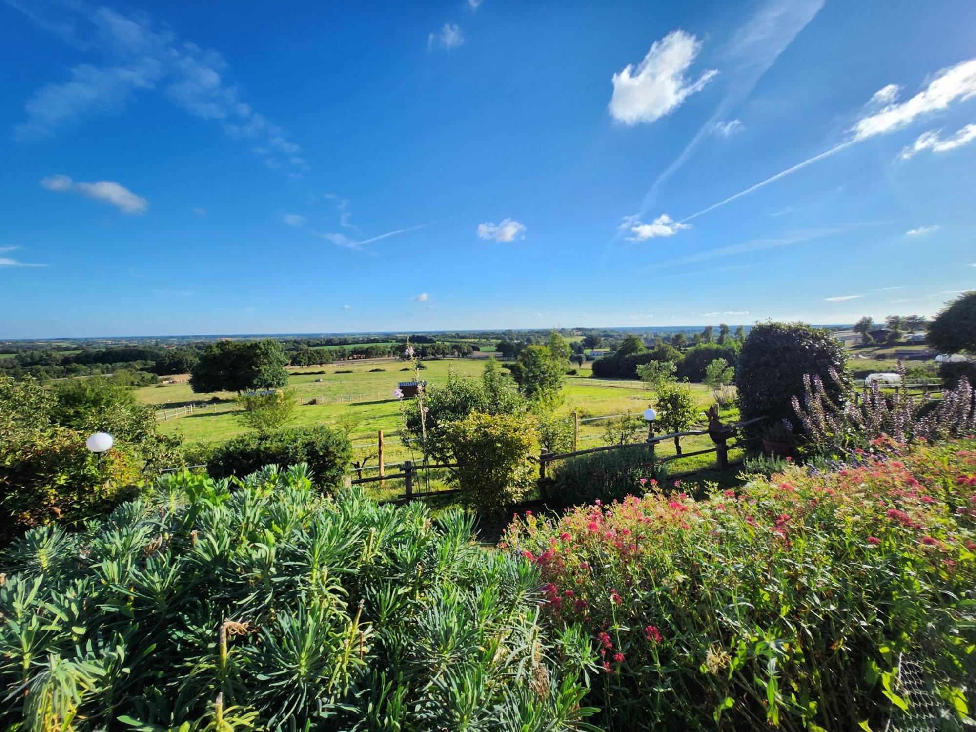 Les Chambres De La Forge Des Collines Les Herbiers Exterior foto